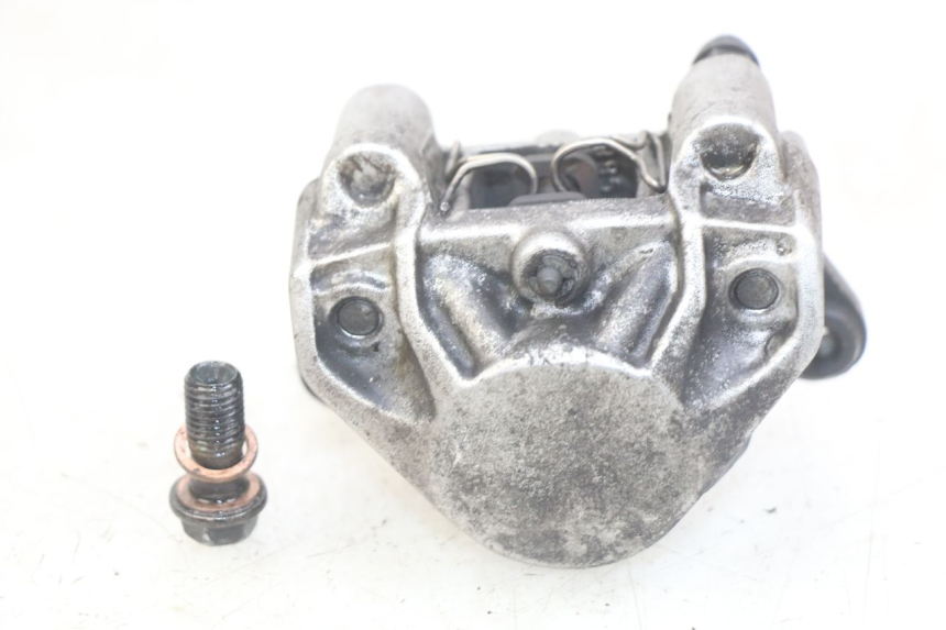 photo de ÉTRIER DE FREIN ARRIÈRE YAMAHA XMAX X-MAX 125 (2006 - 2009) - Gros plan technique