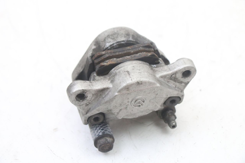 photo de ETRIER FREIN ARRIERE YAMAHA YP MAJESTY 125 (2007 - 2010) - Gros plan technique