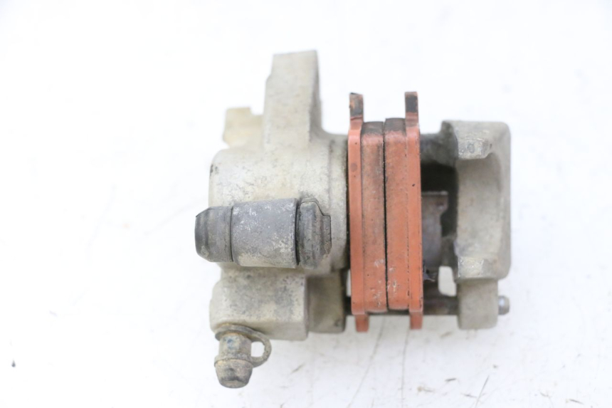 photo de ETRIER FREIN ARRIERE YAMAHA YZ-F YZF 250 (2014 - 2018) - Zoom état d’usage
