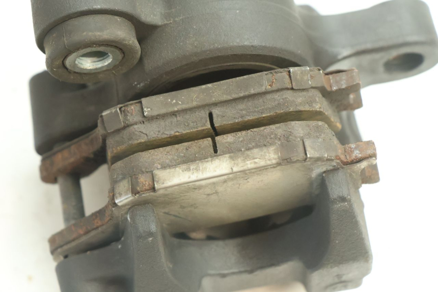 photo de ETRIER FREIN ARRIERE YAMAHA YZF R6 600 (2008 - 2009) - Points de fixation