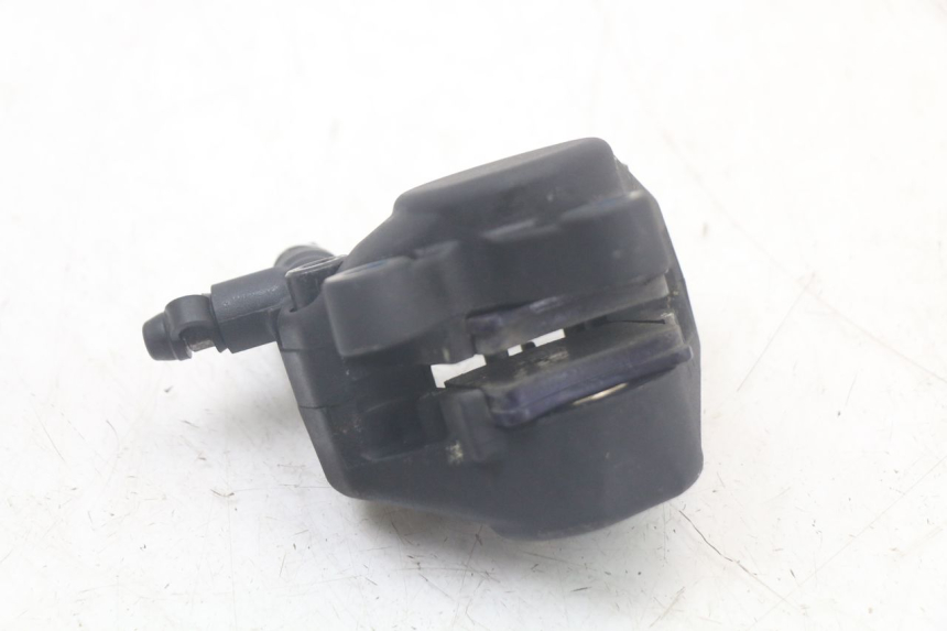 photo de ÉTRIER DE FREIN AVANT YAMAHA AEROX 2T 50 (2013 - 2017) - Autre angle de vue