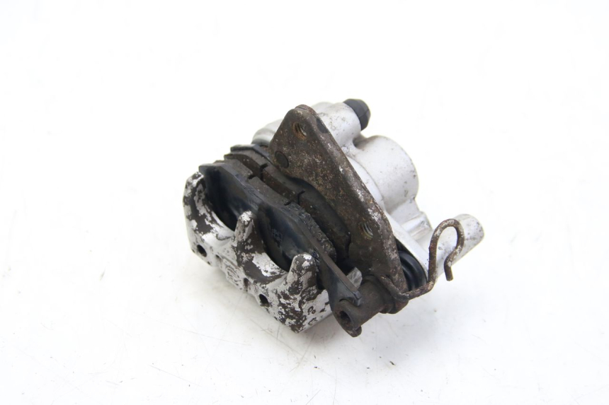 photo de ÉTRIER DE FREIN AVANT ECCITY ARTELEC 670 1 (2013 - 2017) - Points de fixation