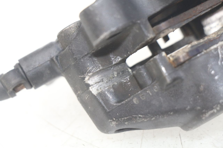 photo de ÉTRIER DE FREIN AVANT MBK BOOSTER SPIRIT NAKED 50 (2004 - 2017) - Détail de la pièce