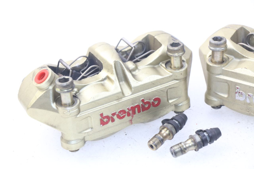 photo de ETRIER FREIN AVANT MV AGUSTA BRUTALE R WALLY 910 (2008 - 2008) - Zoom état d’usage