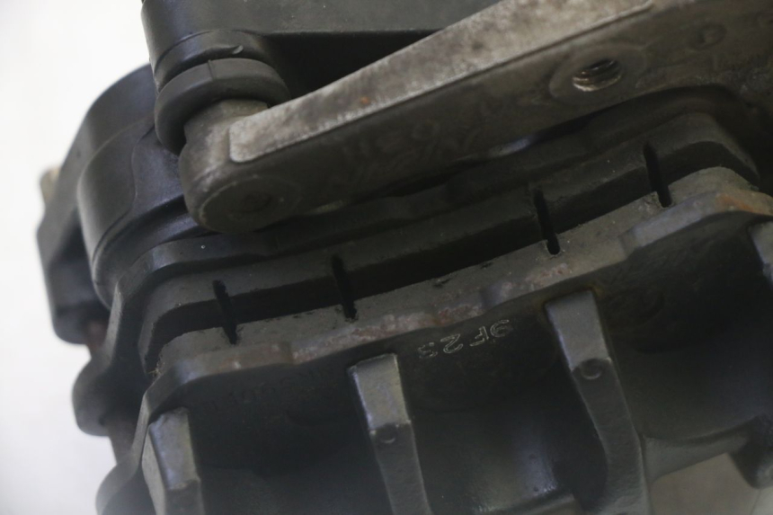 photo de ÉTRIER DE FREIN AVANT SUZUKI BURGMAN 125 (2007 - 2014) - Vue d’ensemble