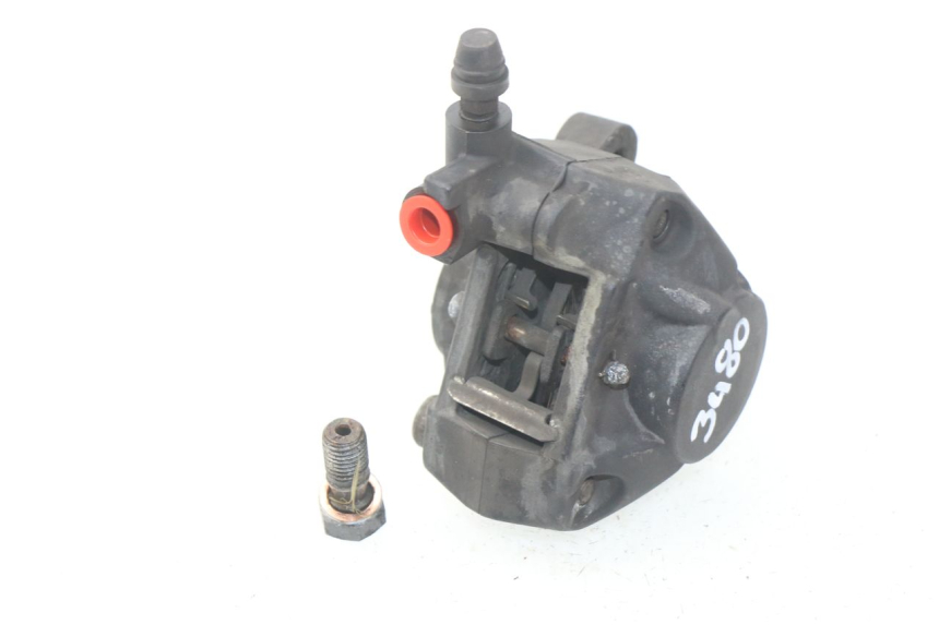 photo de ÉTRIER DE FREIN AVANT YAMAHA BW'S 50 (2004 - 2017) - Gros plan technique