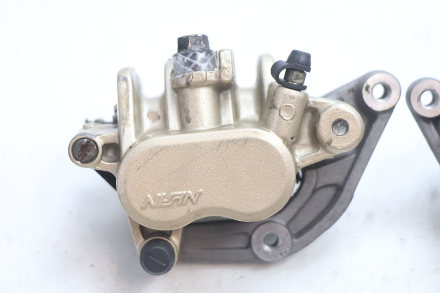 photo de ETRIER FREIN AVANT HONDA CB F HORNET 600 (2005 - 2006) - Détail de la pièce