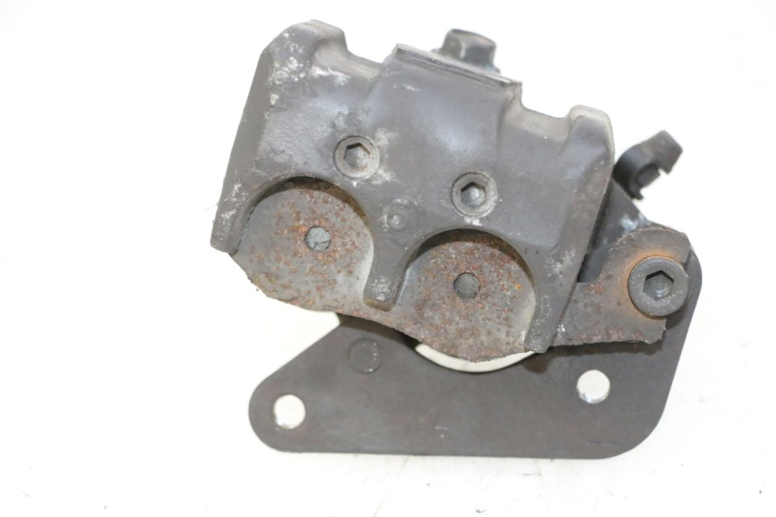 photo de ÉTRIER DE FREIN AVANT PEUGEOT CITYSTAR 50 (2013 - 2017) - Gros plan technique