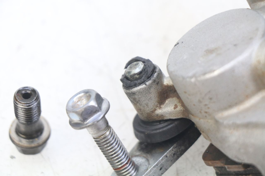 photo de ÉTRIER DE FREIN AVANT HONDA CR 80 (2001 - 2003) - Pièce contrôlée