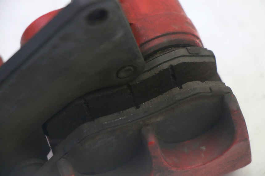 photo de ÉTRIER DE FREIN AVANT SYM CROX 4T 50 (2016 - 2023) - Points de fixation