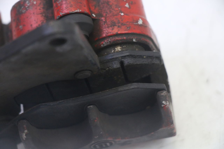 photo de ÉTRIER DE FREIN AVANT SYM CROX 4T 50 (2016 - 2023) - Points de fixation