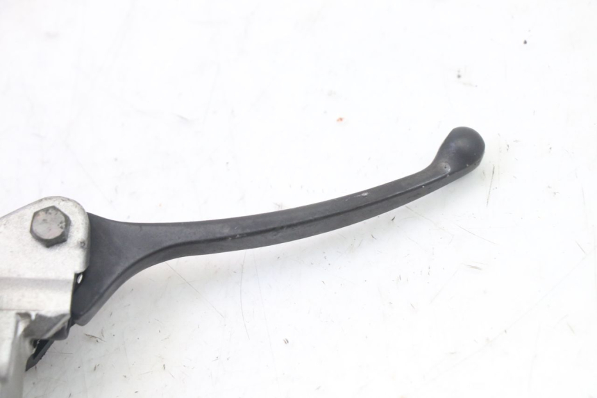 photo de ÉTRIER DE FREIN AVANT CCR DIRT BIKE 125 - Gros plan technique