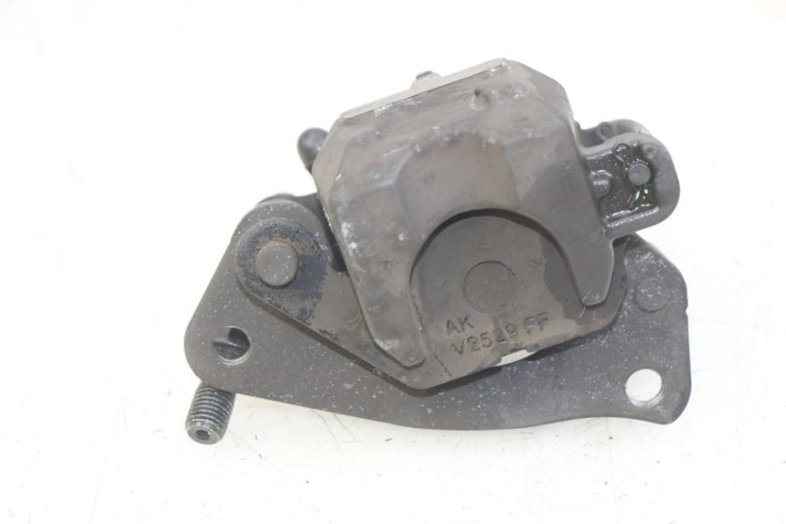 photo de ÉTRIER DE FREIN AVANT YAMAHA D'ELIGHT DELIGHT 125 (2017 - 2020) - Autre angle de vue