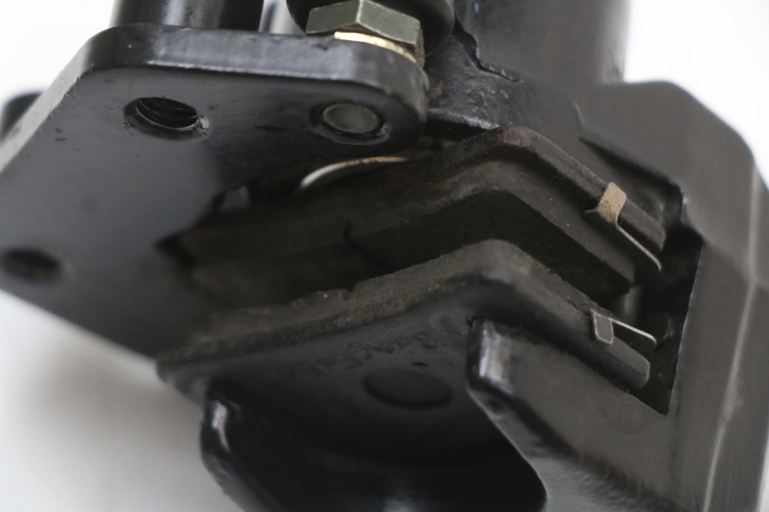 photo de ÉTRIER DE FREIN AVANT JM MOTORS EVOLIS 4T 50 (2018 - 2022) - Vue d’ensemble