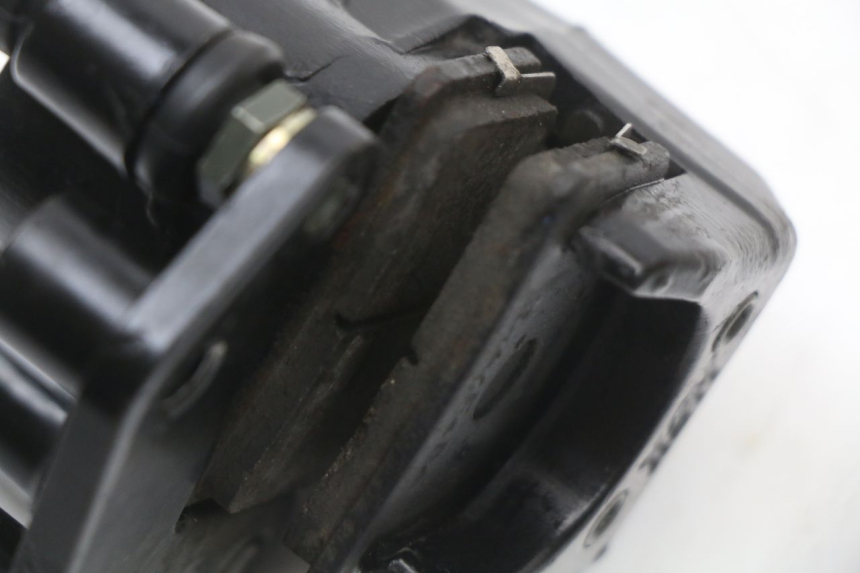 photo de ÉTRIER DE FREIN AVANT JM MOTORS EVOLIS 4T 50 (2018 - 2022) - Points de fixation