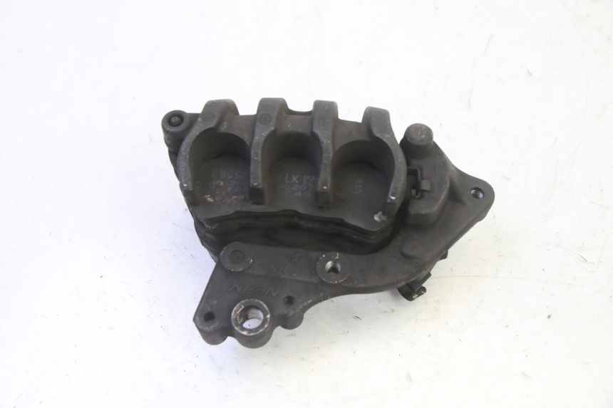 photo de ÉTRIER DE FREIN AVANT HONDA FES S-WING SWING ABS 125 (2007 - 2015) - Gros plan technique