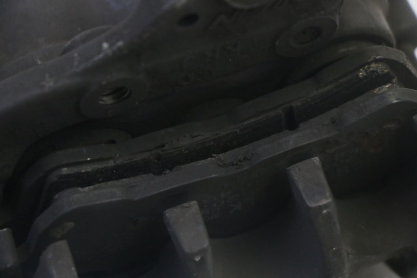 photo de ÉTRIER DE FREIN AVANT HONDA FES S-WING SWING ABS 125 (2007 - 2015) - Points de fixation