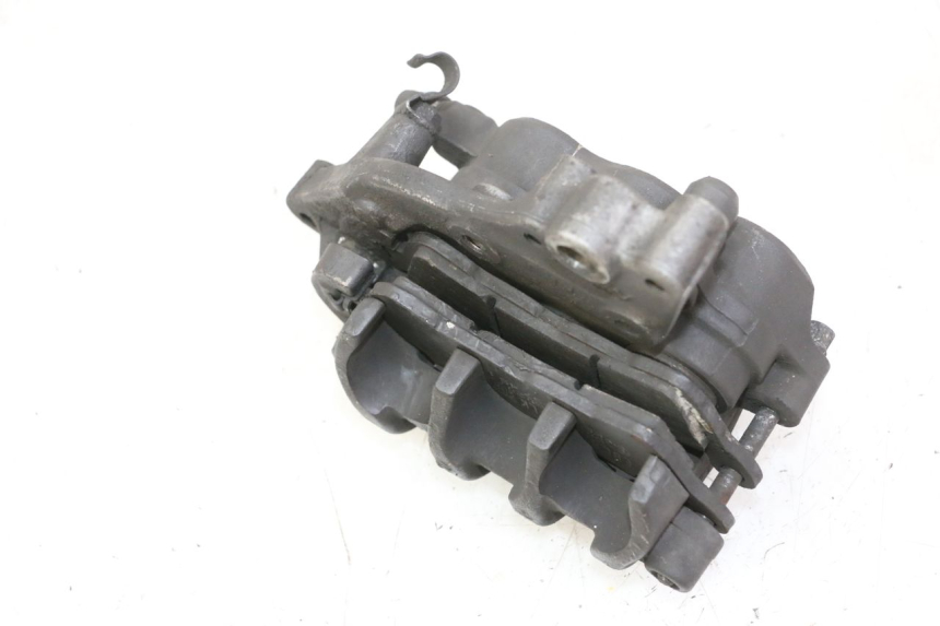 photo de ÉTRIER DE FREIN AVANT HONDA FES S-WING SWING ABS 125 (2007 - 2015) - Zoom état d’usage