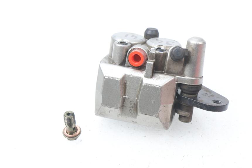 photo de ÉTRIER DE FREIN AVANT SYM FIDDLE 2 50 (2008 - 2013) - Détail de la pièce