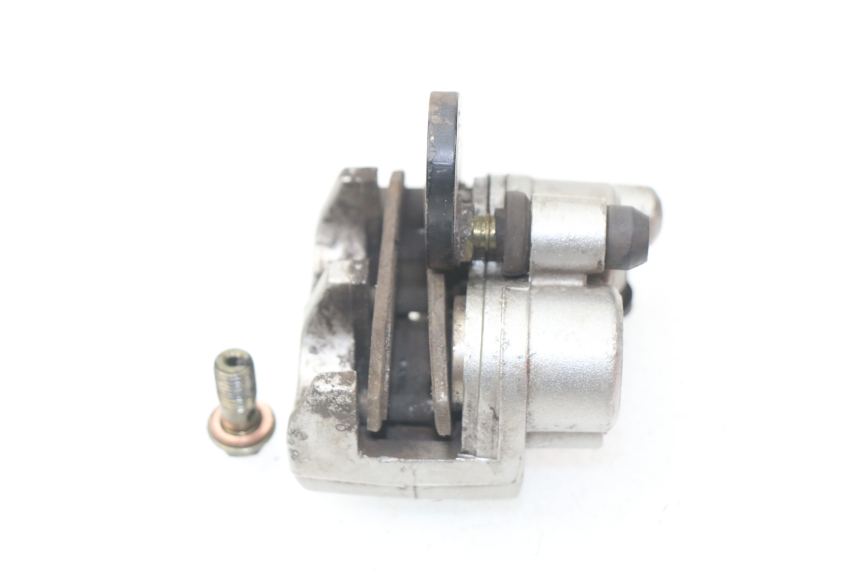 photo de ÉTRIER DE FREIN AVANT SYM FIDDLE 2 50 (2008 - 2013) - Autre angle de vue