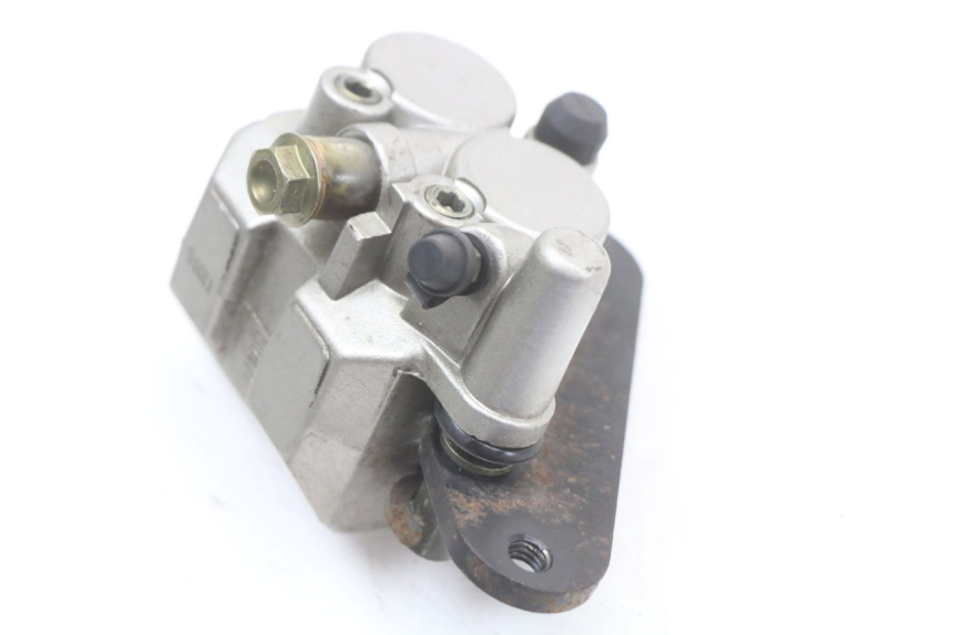 photo de ÉTRIER DE FREIN AVANT SYM FIDDLE 2 50 (2008 - 2013) - Autre angle de vue