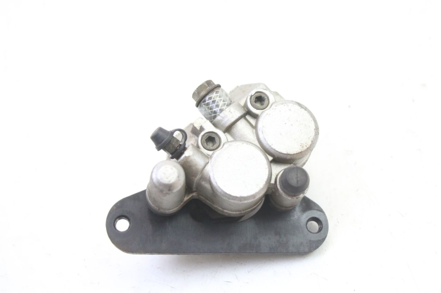 photo de ÉTRIER DE FREIN AVANT SYM FIDDLE 2 50 (2008 - 2013) - Détail de la pièce