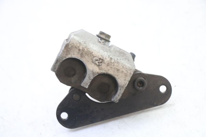 photo de ÉTRIER DE FREIN AVANT SYM FIDDLE 2 50 (2008 - 2013) - Autre angle de vue