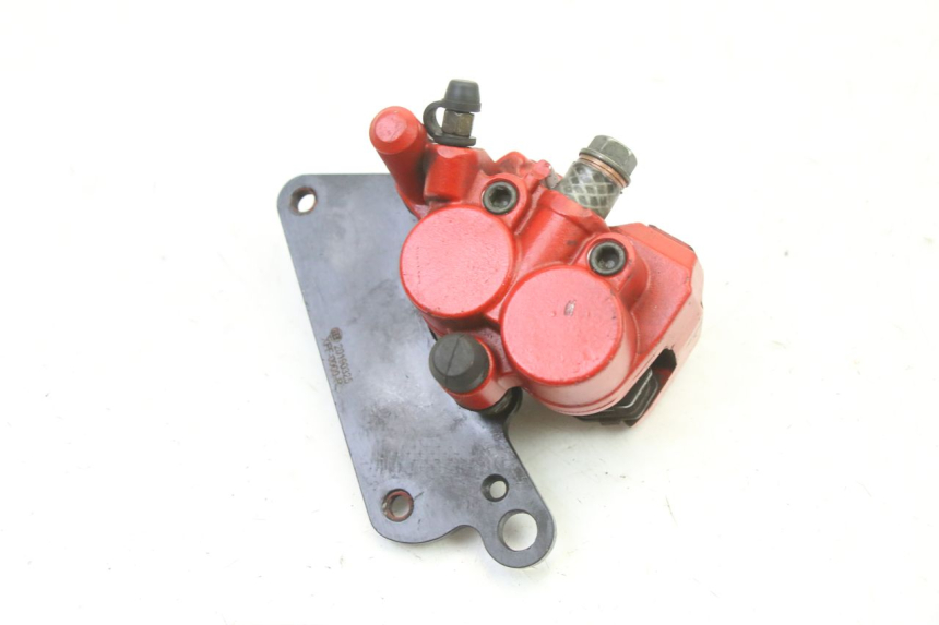 photo de ÉTRIER DE FREIN AVANT SYM FIDDLE 3 III 50 (2014 - 2020) - Détail de la pièce