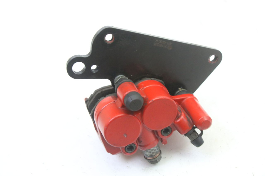 photo de ÉTRIER DE FREIN AVANT SYM FIDDLE 3 III 50 (2014 - 2020) - Autre angle de vue