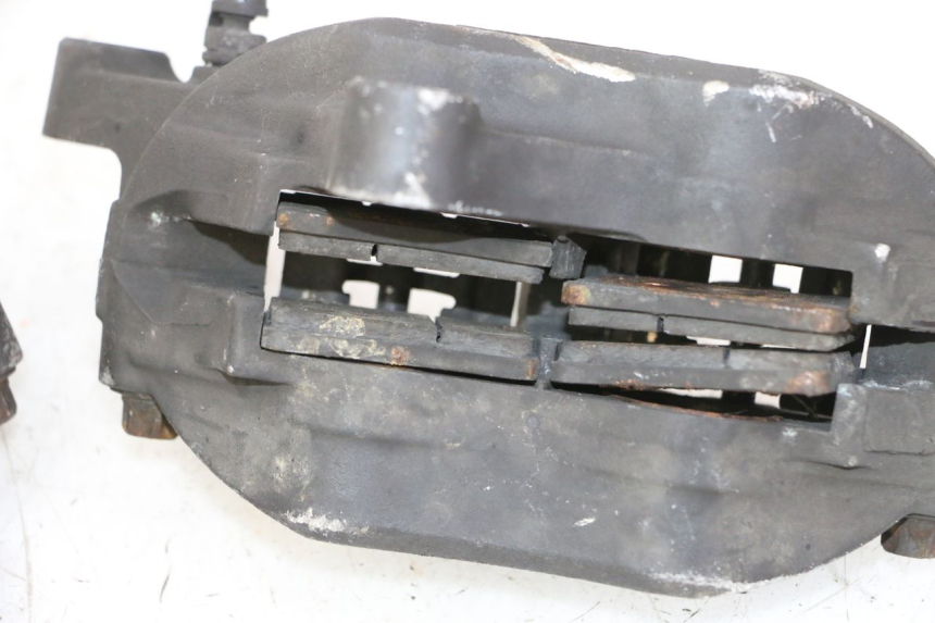 photo de ETRIER FREIN AVANT YAMAHA FJR ABS 1300 (2016 - 2020) - Zoom état d’usage