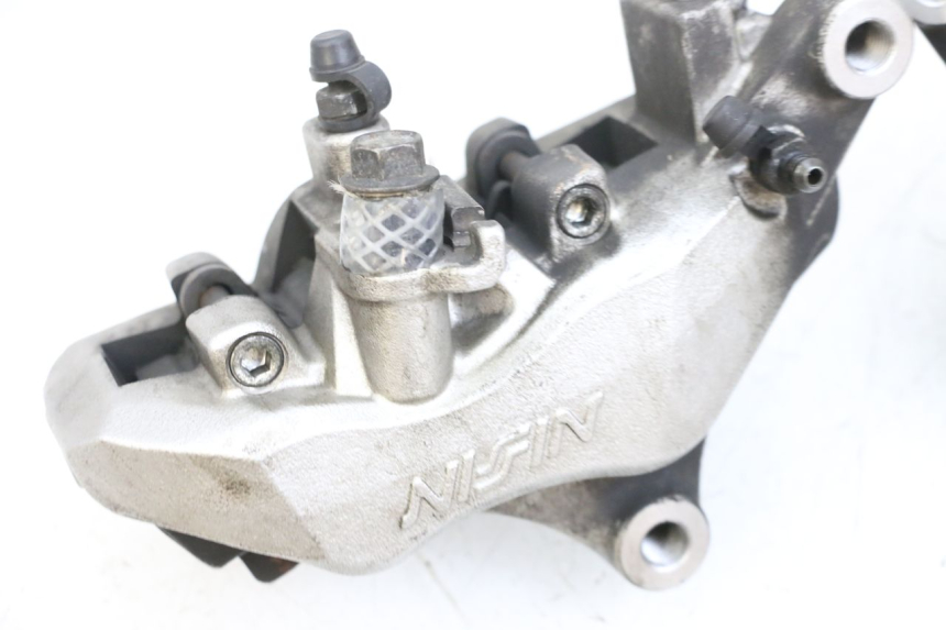 photo de ETRIER FREIN AVANT YAMAHA FJR ABS 1300 (2006 - 2012) - Vue d’ensemble