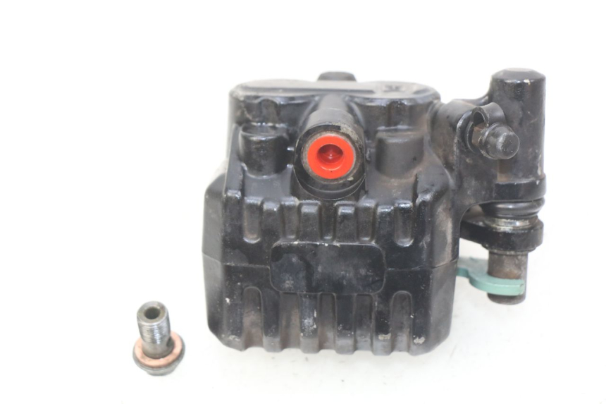 photo de ÉTRIER DE FREIN AVANT PIAGGIO FLY 100 (2006 - 2010) - Gros plan technique