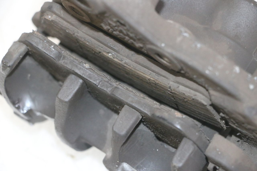 photo de ETRIER FREIN AVANT HONDA FORZA ABS 300 (2013 - 2017) - Autre angle de vue