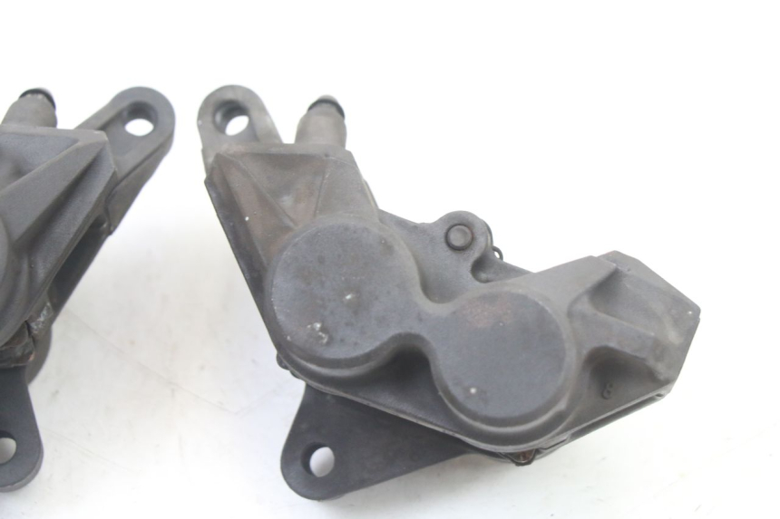 photo de ETRIER FREIN AVANT YAMAHA FZ6 FAZER S2 600 (2007 - 2011) - État de surface
