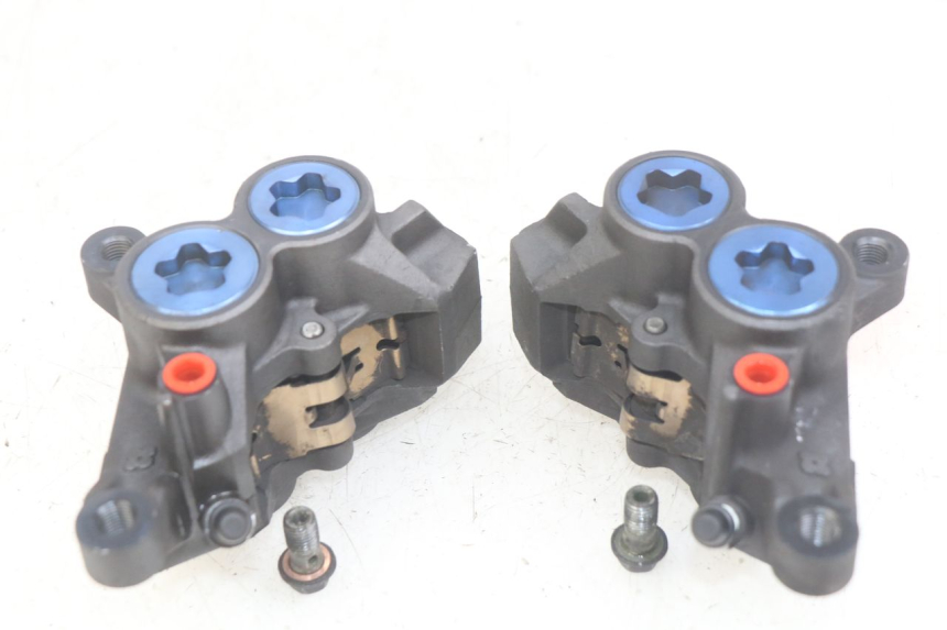 photo de ÉTRIER DE FREIN AVANT YAMAHA FZS FAZER 600 (1998 - 2001) - Vue d’ensemble