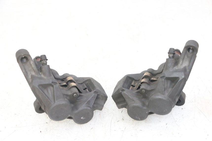 photo de ÉTRIER DE FREIN AVANT YAMAHA FZS FAZER 600 (2001 - 2003) - Vue d’ensemble