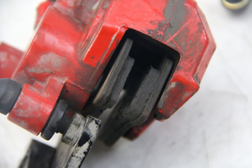 photo de ÉTRIER DE FREIN AVANT TNT MOTOR GRIDO 2T 50 (2010 - 2019) - Zoom état d’usage