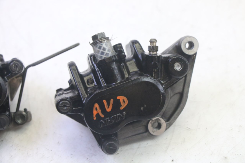 photo de ETRIER FREIN AVANT SUZUKI GSF N BANDIT 600 (1996 - 1999) - Zoom état d’usage