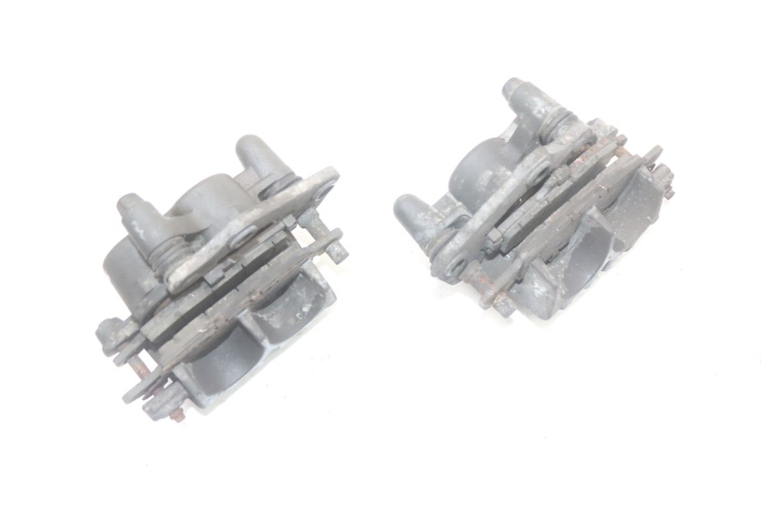 photo de ETRIER FREIN AVANT SUZUKI GSR 750 (2011 - 2017) - Points de fixation