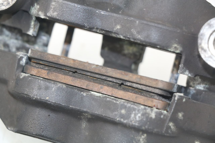 photo de ETRIER FREIN AVANT SUZUKI GSX-R GSXR 600 (2008 - 2010) - Gros plan technique