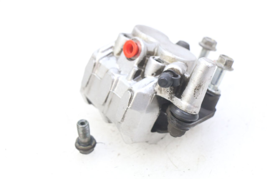 photo de ÉTRIER DE FREIN AVANT EUROCKA GTR 50 (2018 - 2021) - Gros plan technique