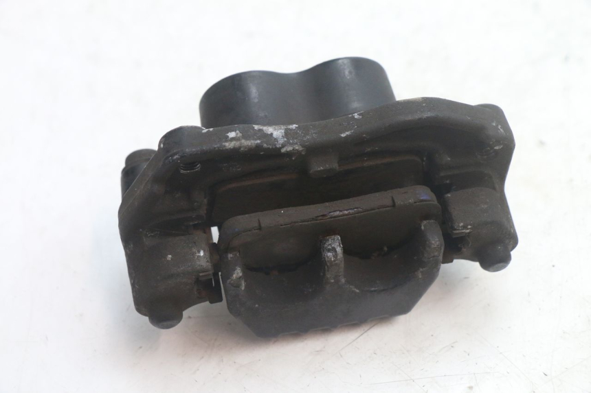 photo de ETRIER FREIN AVANT SYM GTS EVO 125 (2009 - 2013) - Points de fixation
