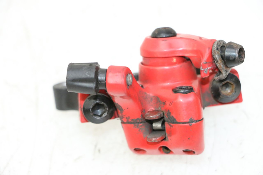 photo de ETRIER FREIN AVANT HITWAY H5 1 - Gros plan technique