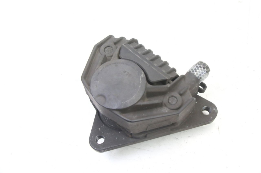 photo de ETRIER FREIN AVANT BMW K 75 RT 750 (1989 - 1997) - Gros plan technique