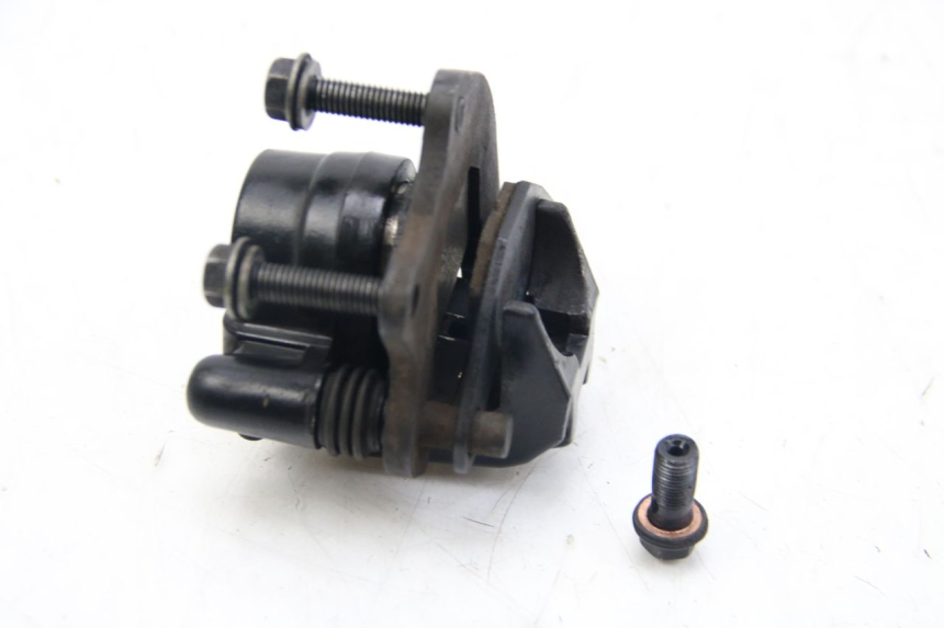 photo de ÉTRIER DE FREIN AVANT PEUGEOT KISBEE 2T 50 (2018 - 2022) - Autre angle de vue