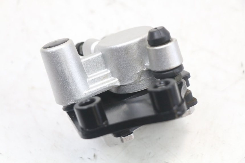 photo de ETRIER FREIN AVANT MASH LEGEND'R 4T 50 (2021 - 2025) - Gros plan technique