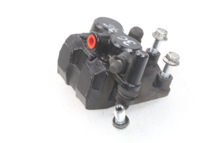 photo de ÉTRIER DE FREIN AVANT JM MOTORS MIA 50 (2017 - 2020) - Gros plan technique