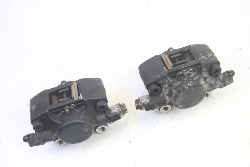 photo de ETRIER FREIN AVANT PIAGGIO MP3 HPE 350 (2018 - 2020) - Autre angle de vue