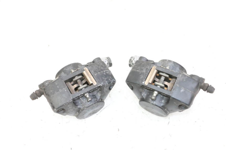 photo de ÉTRIER DE FREIN AVANT PIAGGIO MP3 500 (2014 - 2017) - Points de fixation