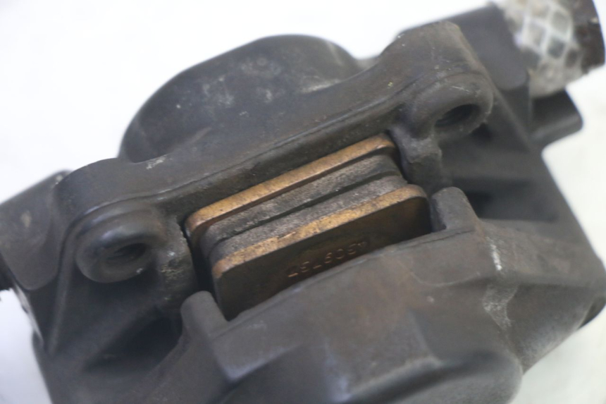 photo de ETRIER FREIN AVANT PIAGGIO MP3 RL 250 (2006 - 2010) - Points de fixation